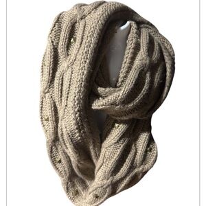Steve Madden Cable Knit Infinity Scarf